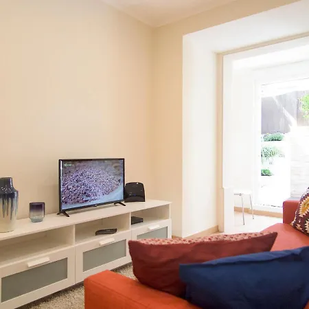 Anjos Lovers - Cozy & Bright Apt With Terrace