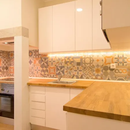 Apartamento Anjos Lovers - Cozy & Bright Apt With Terrace *